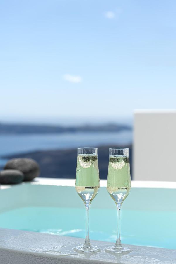 Hotel Akra &