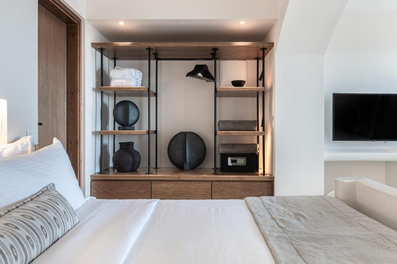 Akra & Hotel 3*